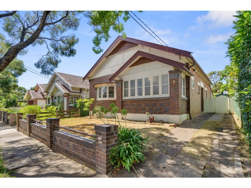 8 Richmond Avenue, Ashfield NSW 2131