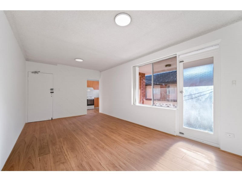 8/81 Hampden Road, Lakemba NSW 2195