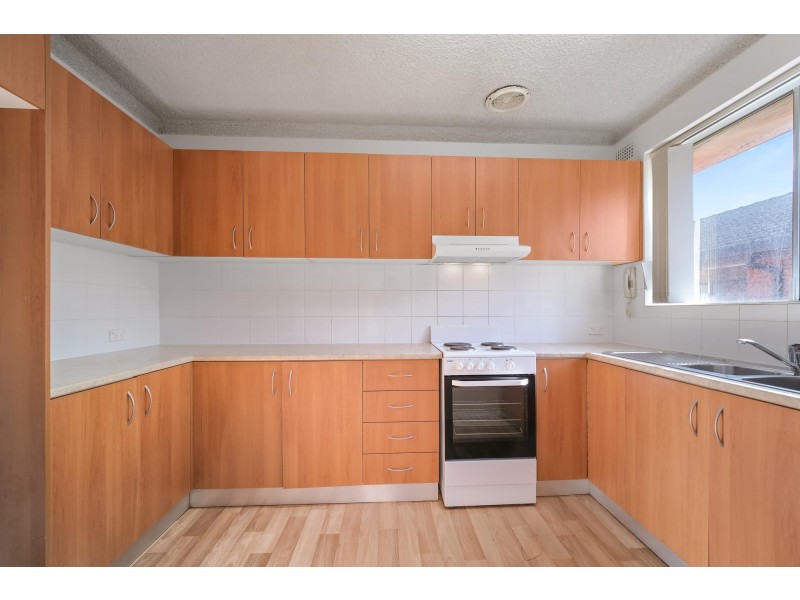 8/81 Hampden Road, Lakemba NSW 2195