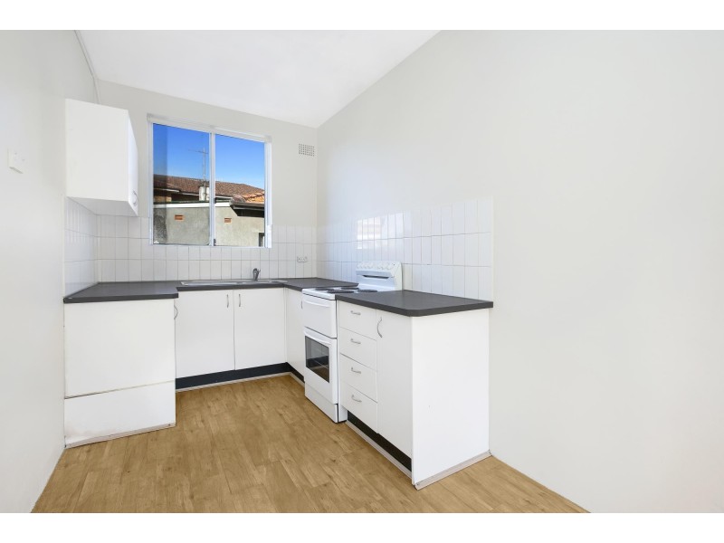 2/9 McCourt Street, Wiley Park NSW 2195