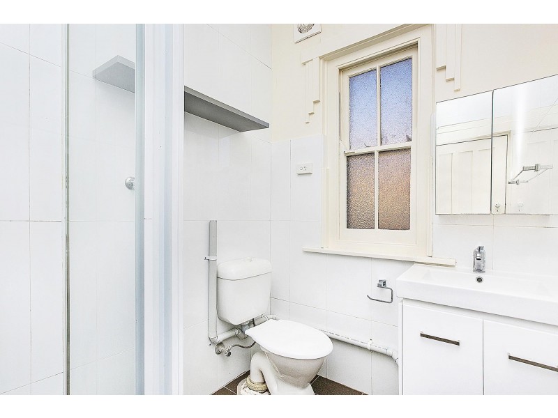 2/4 Park Road, Burwood NSW 2134