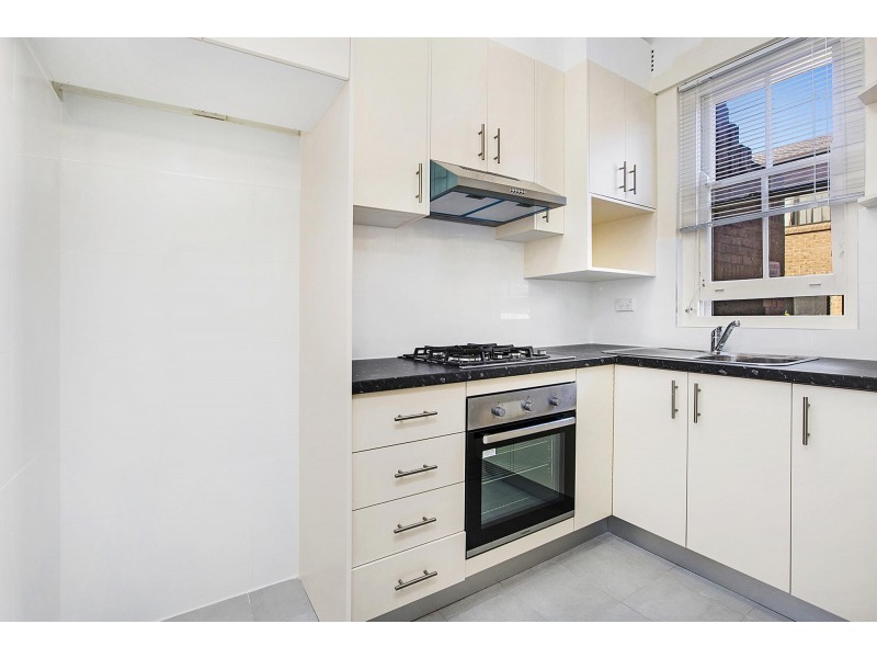 2/4 Park Road, Burwood NSW 2134