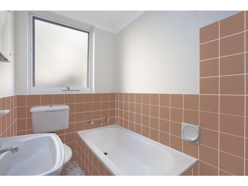 2/64 Alt Street, Ashfield NSW 2131