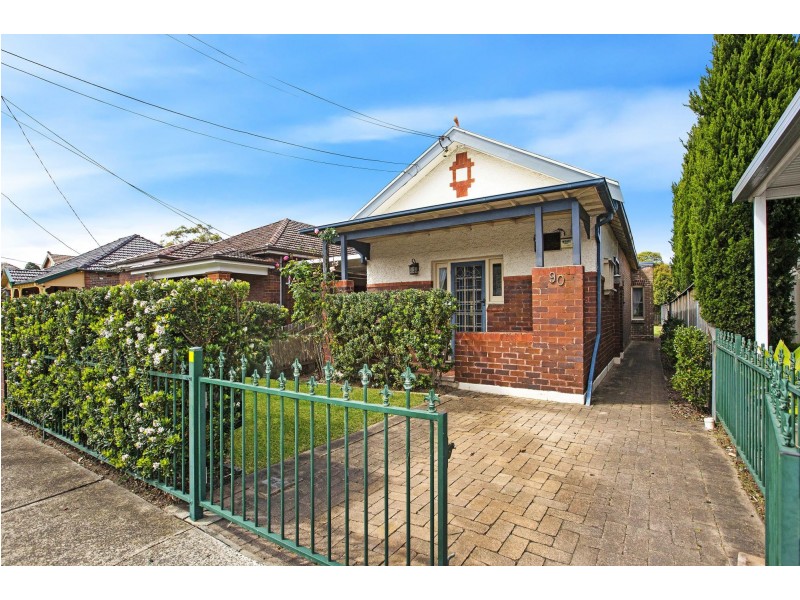 90 Greenhills Street, Croydon Park NSW 2133