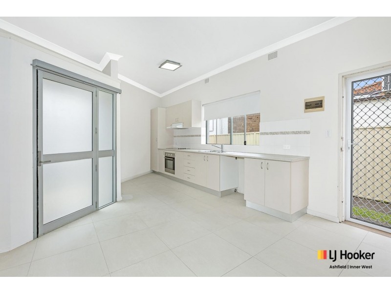 1/54 Northcote Street, Canterbury NSW 2193