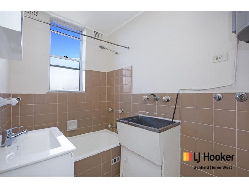 2/9 McCourt Street, Wiley Park NSW 2195