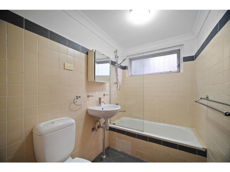 1/60 Victoria Street, Ashfield NSW 2131