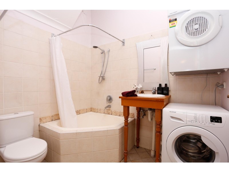 2A/98 Carlton Crescent, Summer Hill NSW 2130