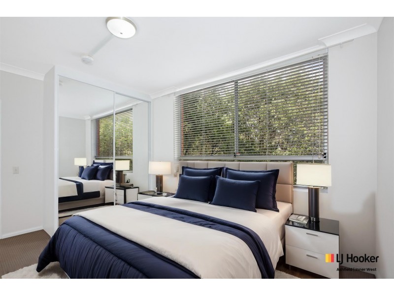 1/62 Grosvenor Crescent, Summer Hill NSW 2130