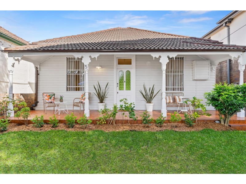 5 Hugh Street, Ashfield NSW 2131