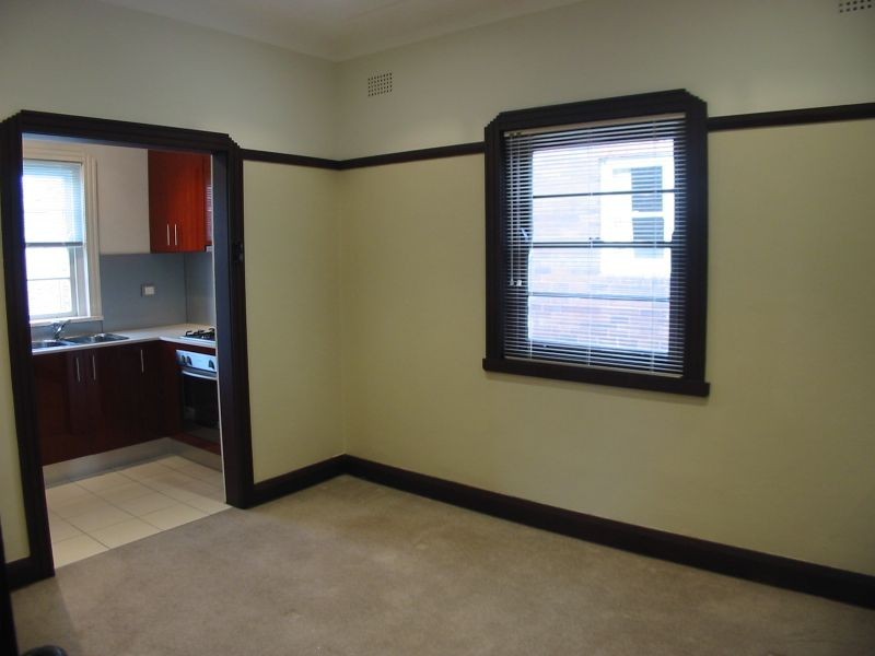 2/112 Victoria Street, Ashfield NSW 2131