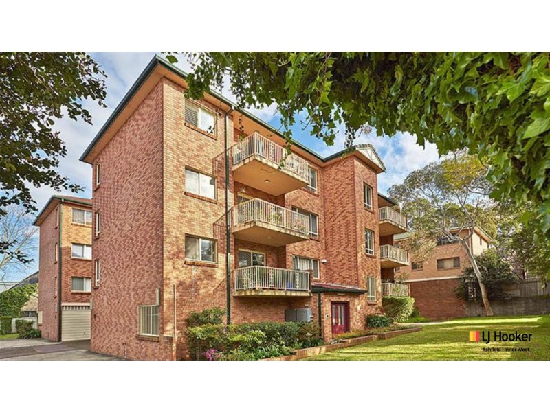 9/3A Queensborough Road, Croydon Park NSW 2133