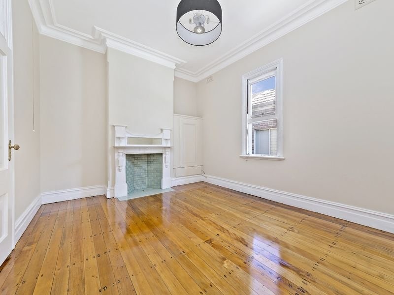 18 Miller Avenue, Ashfield NSW 2131