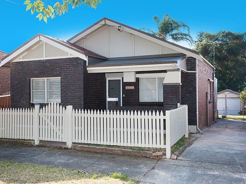 7 Liney Avenue, Clemton Park NSW 2206