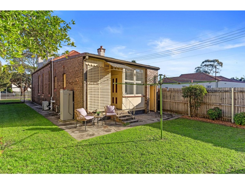 13 Heighway Avenue, Ashfield NSW 2131