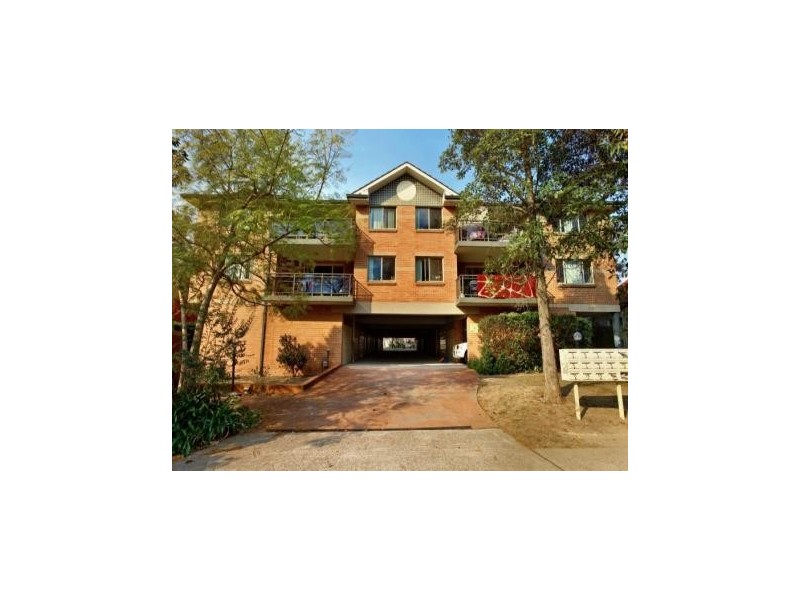 8/23-25 Third Avenue, Campsie NSW 2194