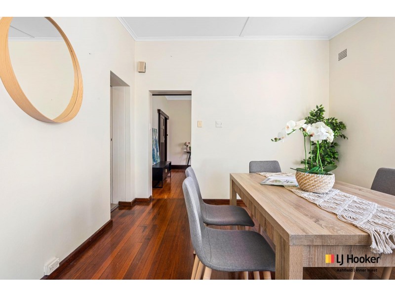 18 Shaftesbury Road, Burwood NSW 2134