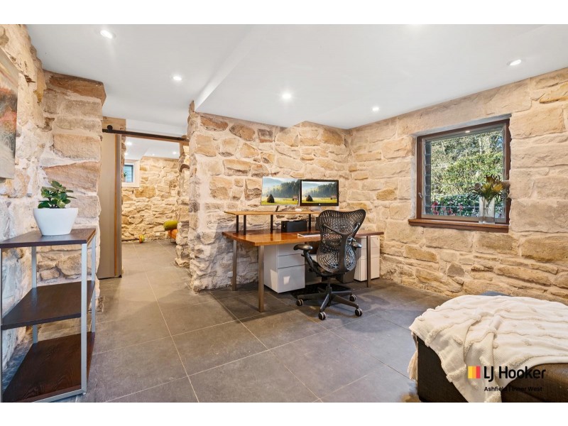 18 Tennent Parade, Hurlstone Park NSW 2193