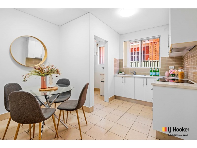 2/37 McKern Street, Campsie NSW 2194