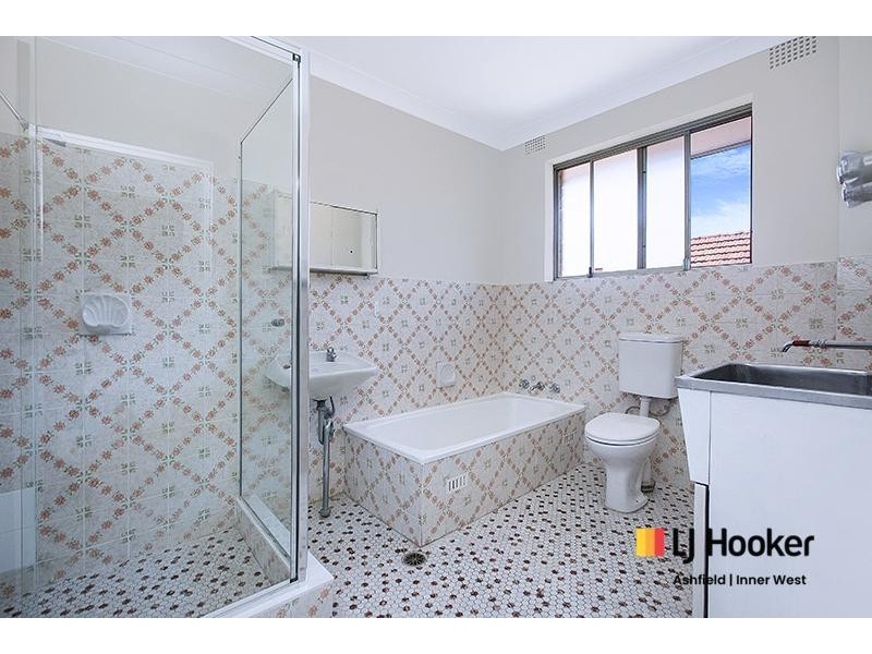 8/56 Grosvenor Crescent, Summer Hill NSW 2130