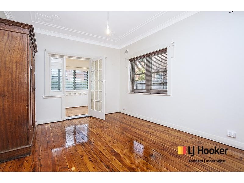 1/10 Grainger Avenue, Ashfield NSW 2131