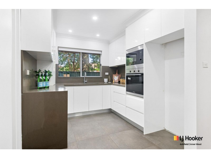 2/10 Pelman Avenue, Belmore NSW 2192