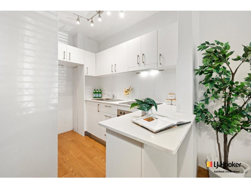 2/88 Alt Street, Ashfield NSW 2131