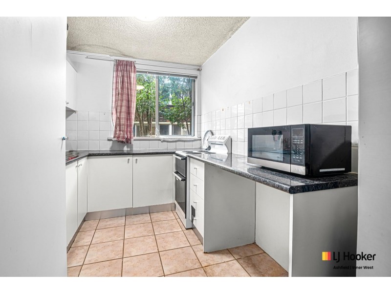 8/40A Cromwell Street, Croydon Park NSW 2133