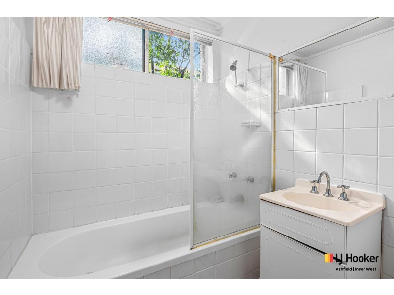 8/40A Cromwell Street, Croydon Park NSW 2133
