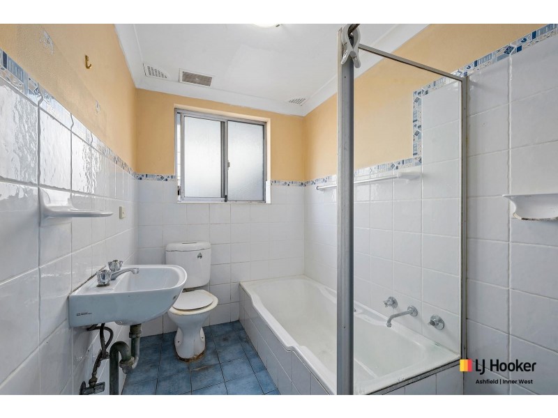 1/14 Orpington Street, Ashfield NSW 2131