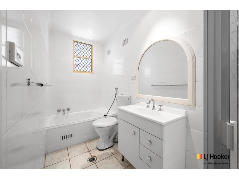4 A’Beckett Avenue, Ashfield NSW 2131