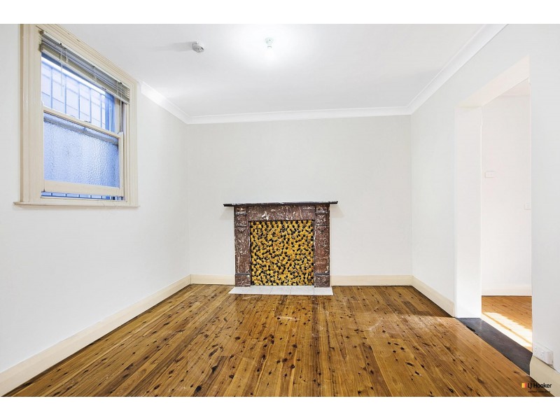1/37 Carlisle Street, Ashfield NSW 2131