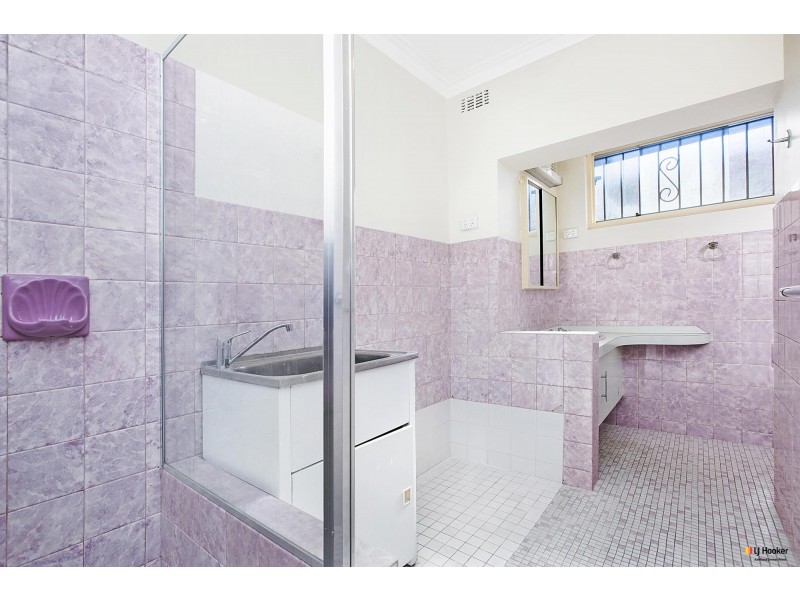 1/37 Carlisle Street, Ashfield NSW 2131