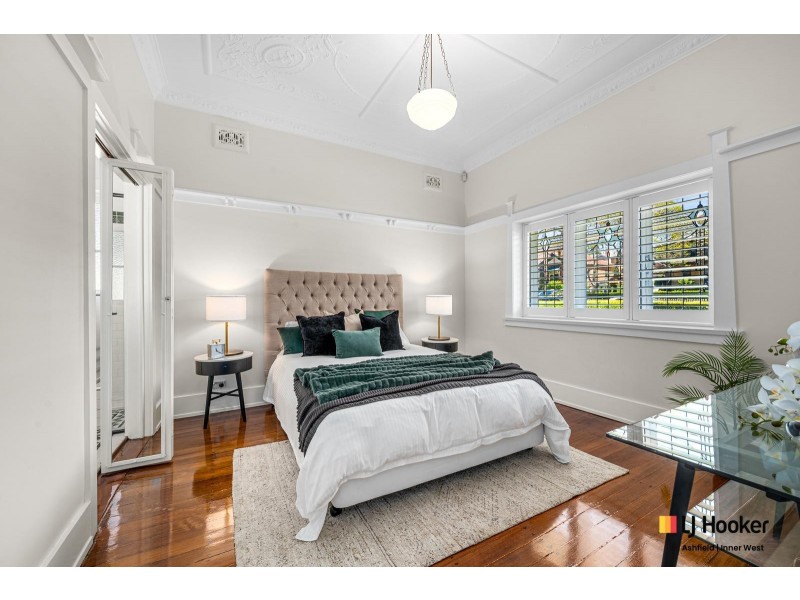 32 Badminton Road, Croydon NSW 2132