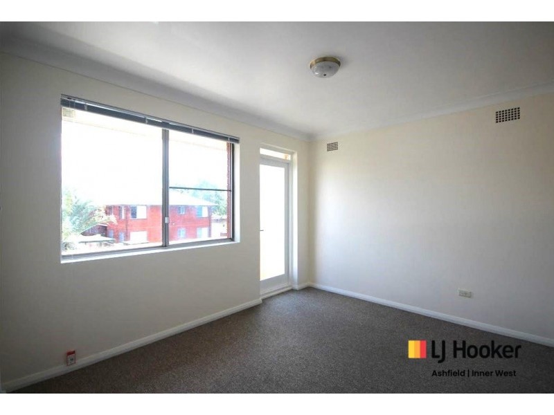 4/7 North Pde, Campsie NSW 2194