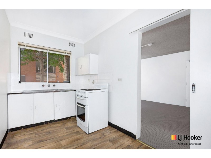 2/18 Chandos Street, Ashfield NSW 2131