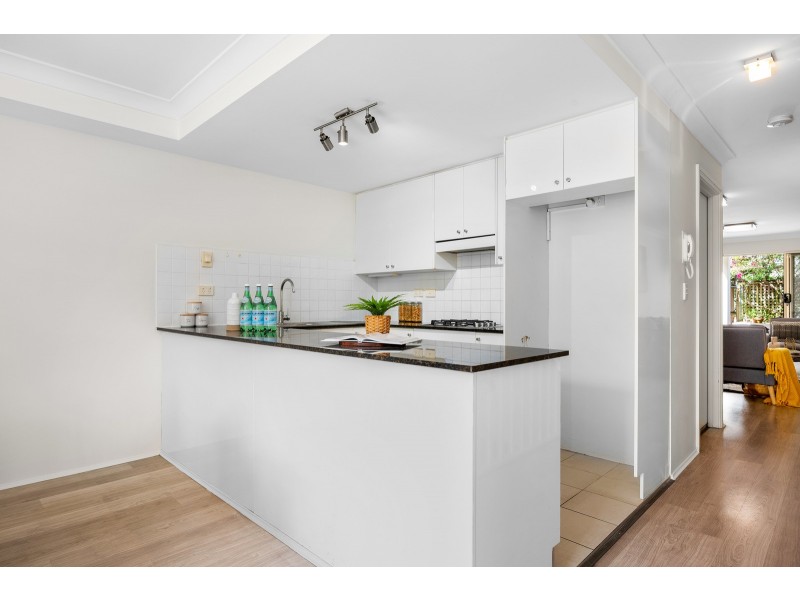 11/98 Chandos Street, Ashfield NSW 2131