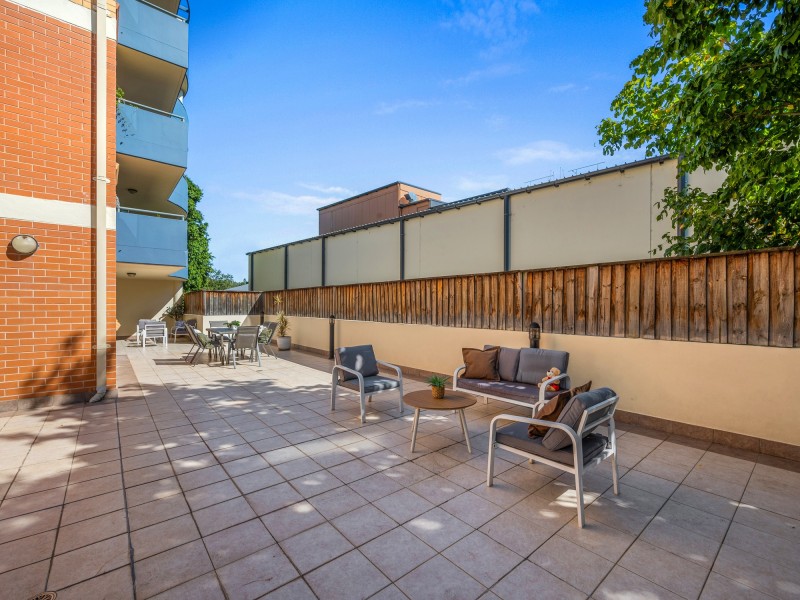 18/98 Chandos Street, Ashfield NSW 2131