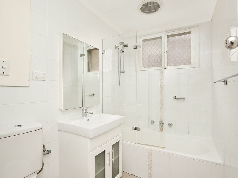 1/10 Orpington Street, Ashfield NSW 2131