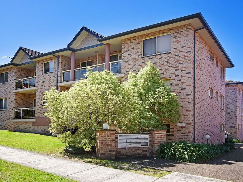 3/10-12 Andover Street, Carlton NSW 2218