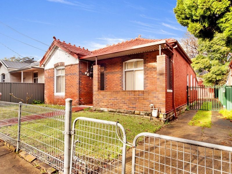 1/6 Heighway Avenue, Ashfield NSW 2131