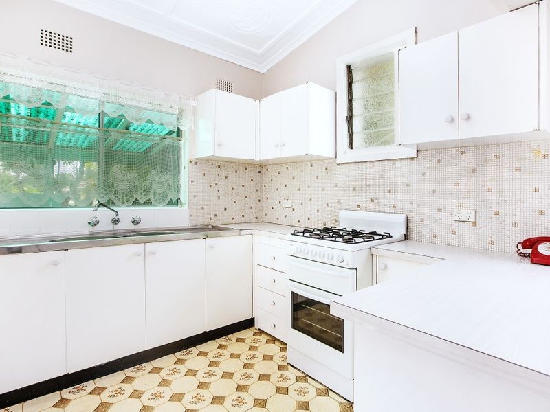 44 Leopold Street, Ashbury NSW 2193
