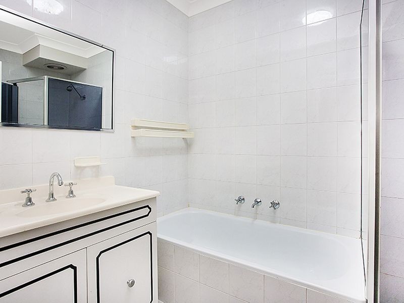 10/10-12 Andover Street, Carlton NSW 2218