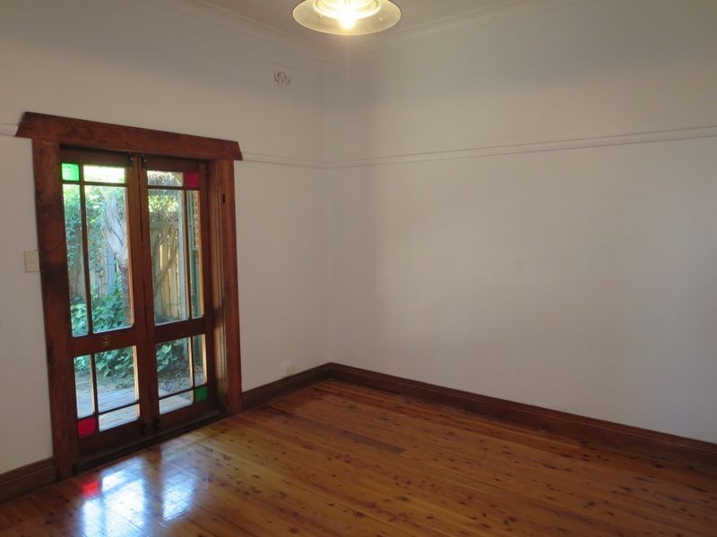121a Holden Street, Ashfield NSW 2131
