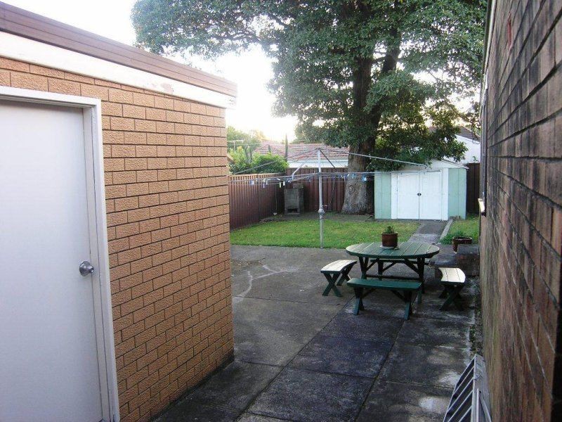 15 Service Ave, Ashfield NSW 2131