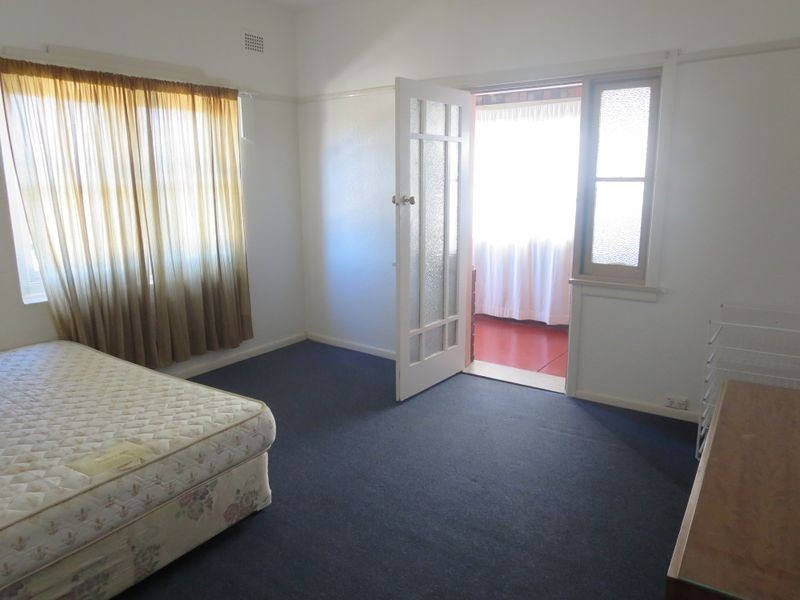 4/10 Queen Street, Ashfield NSW 2131