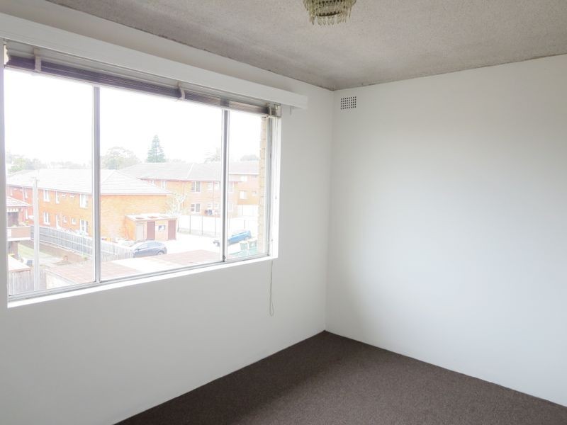 10/2 Hill Street, Campsie NSW 2194