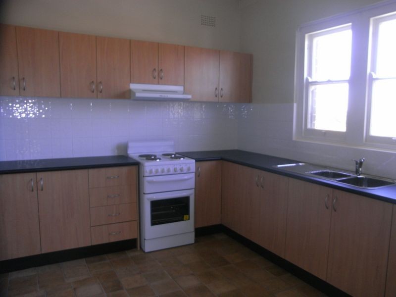 2/15 Duntroon Street, Hurlstone Park NSW 2193