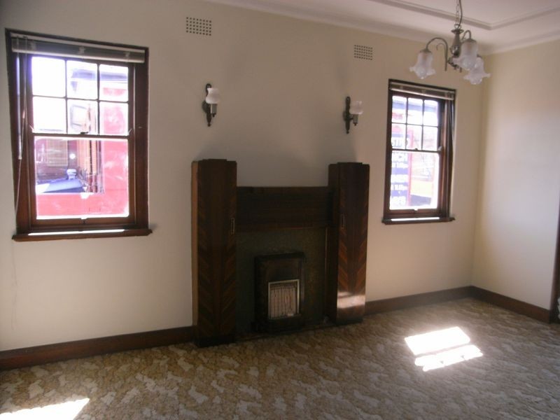 2/15 Duntroon Street, Hurlstone Park NSW 2193