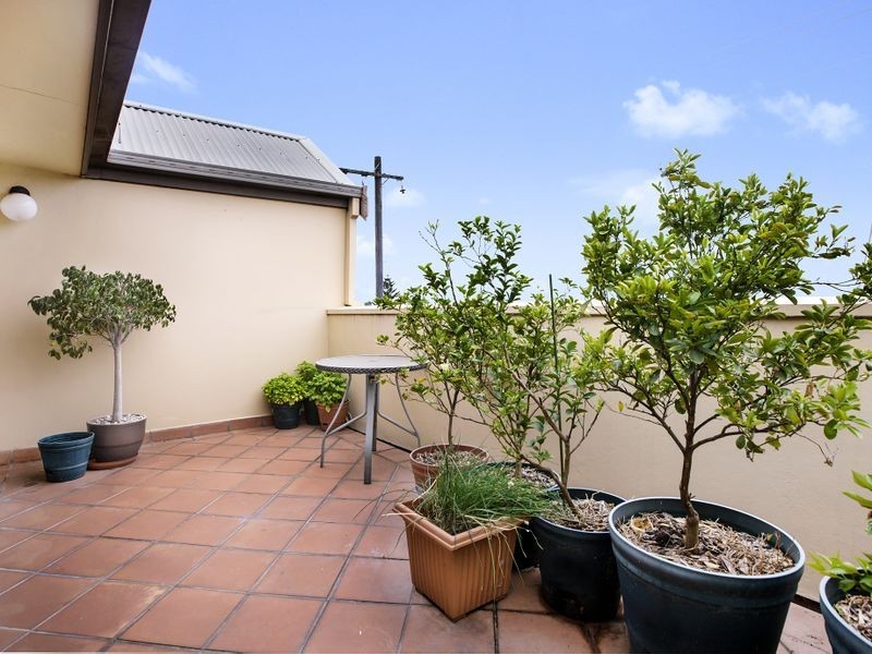 42/8 Cavill Avenue, Ashfield NSW 2131